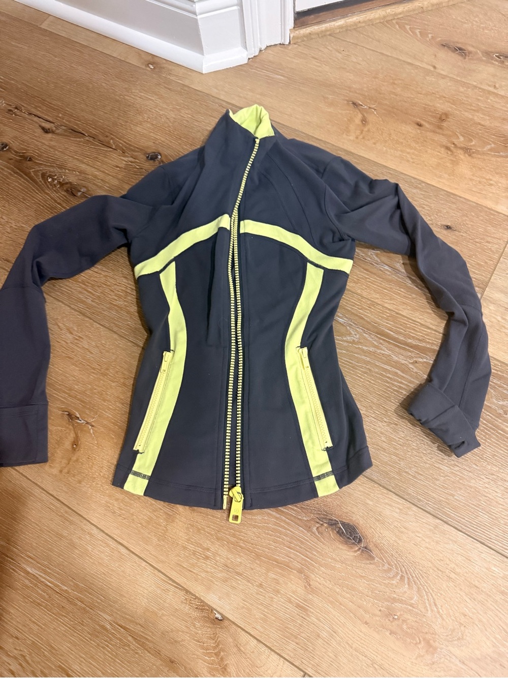 lululemon athletica Black Jacket with Neon Yellow Trim sz4